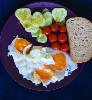 Brunch er en populær madoplevelse, der kombinerer det bedste fra morgenmad og frokost